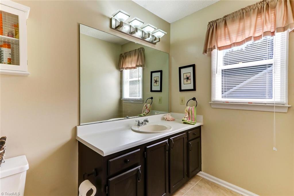 5804 Running Ridge Road Greensboro, NC 27407 - Photo 18 of 23 Gallery Image 18