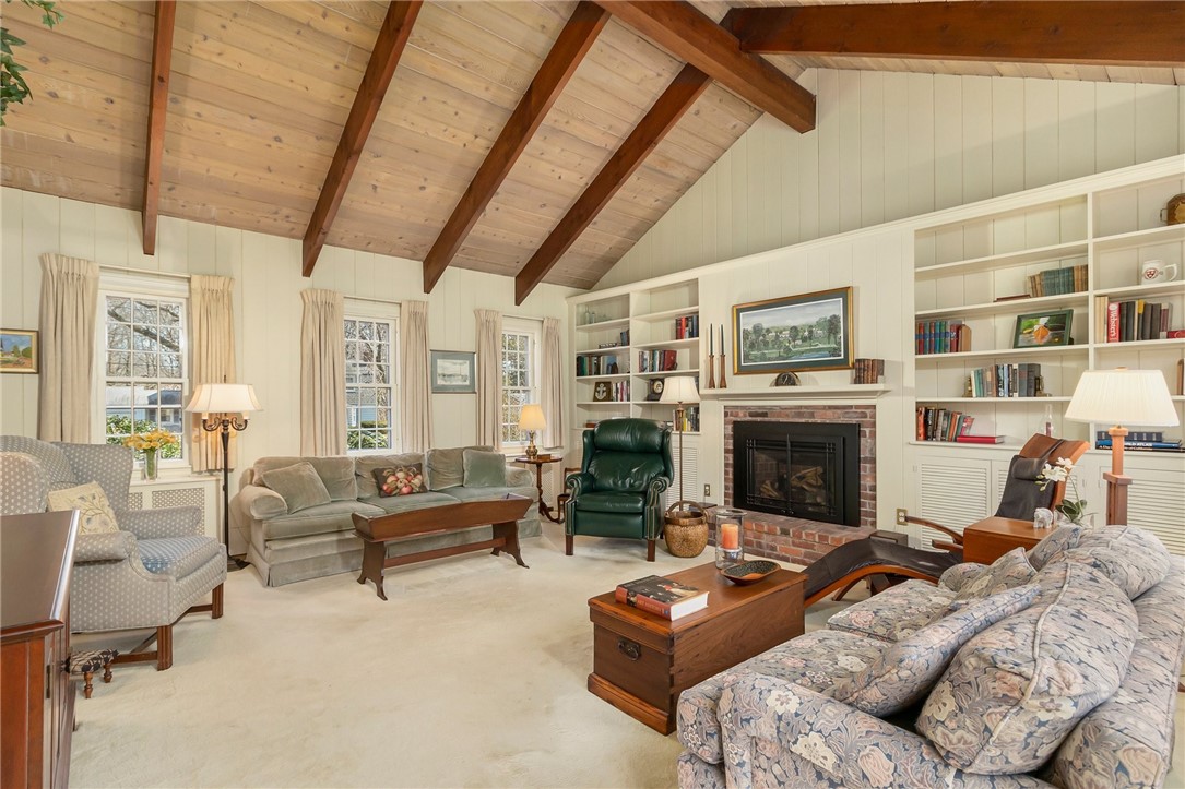 6 Cold Spring Road Barrington, RI 02806 - Photo 20 of 45 Great Room