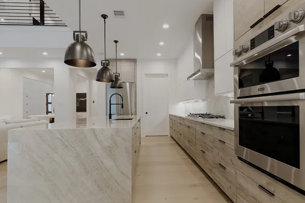 $1,500,000 | 17819 South Blue Heron Circle, Montgomery, TX 77316