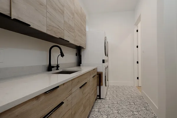 $1,500,000 | 17819 South Blue Heron Circle, Montgomery, TX 77316