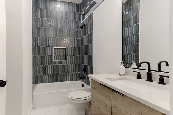 $1,500,000 | 17819 South Blue Heron Circle, Montgomery, TX 77316