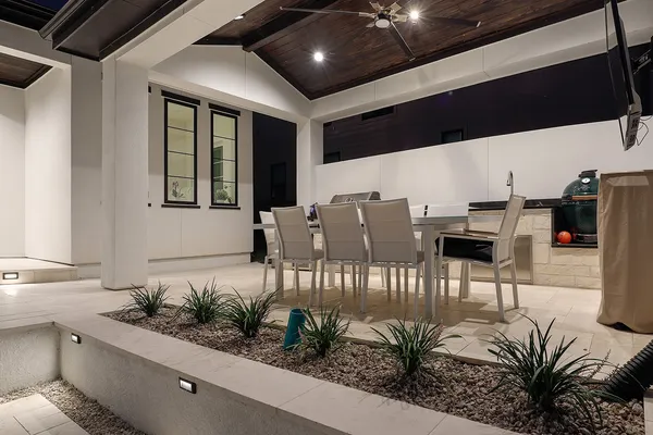 $1,500,000 | 17819 South Blue Heron Circle, Montgomery, TX 77316