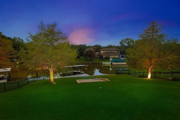 $1,500,000 | 17819 South Blue Heron Circle, Montgomery, TX 77316