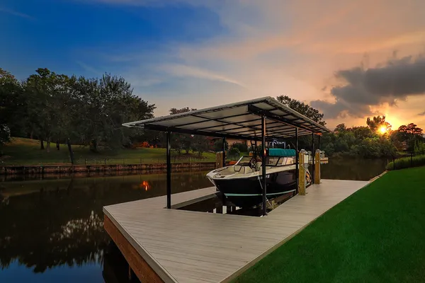 $1,500,000 | 17819 South Blue Heron Circle, Montgomery, TX 77316