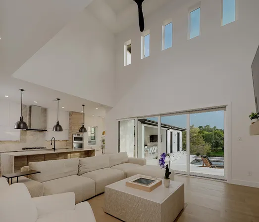 $1,500,000 | 17819 South Blue Heron Circle, Montgomery, TX 77316