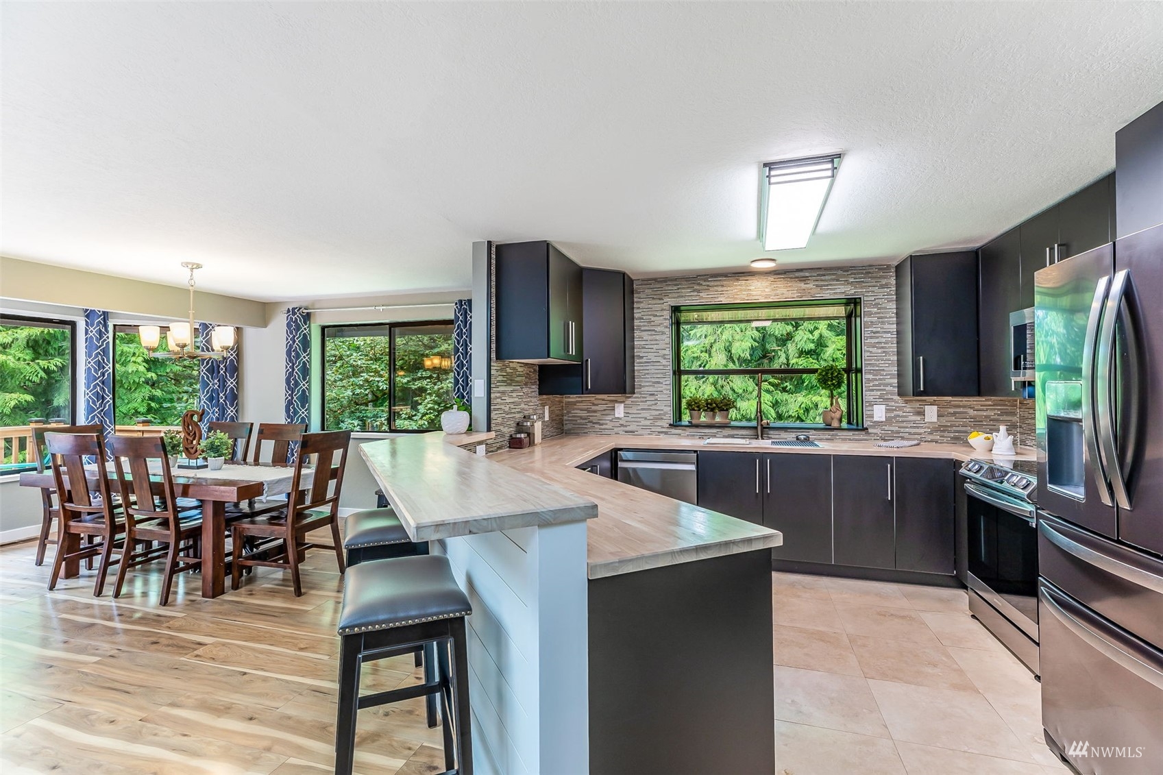 6758 Southeast Sedgwick Road Port Orchard, WA 98366 - Photo 11 of 40 Gallery Image 11