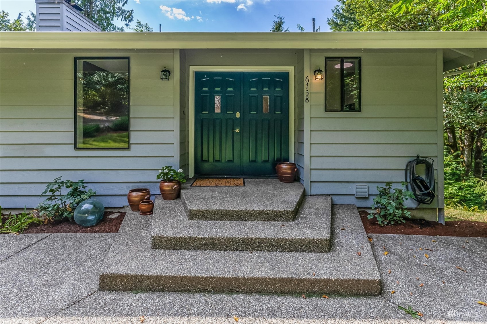 6758 Southeast Sedgwick Road Port Orchard, WA 98366 - Photo 2 of 40 Gallery Image 2