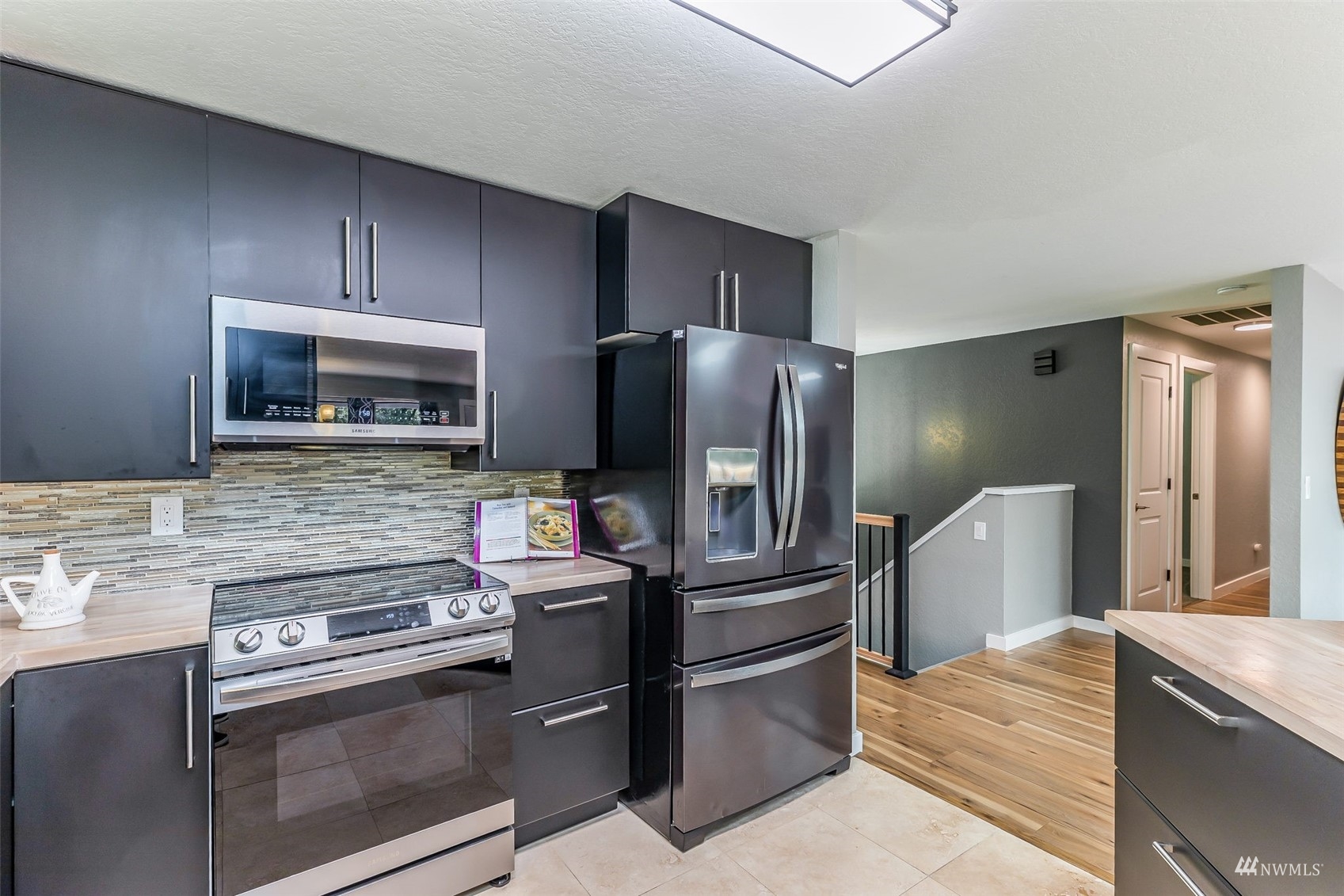 6758 Southeast Sedgwick Road Port Orchard, WA 98366 - Photo 10 of 40 Gallery Image 10