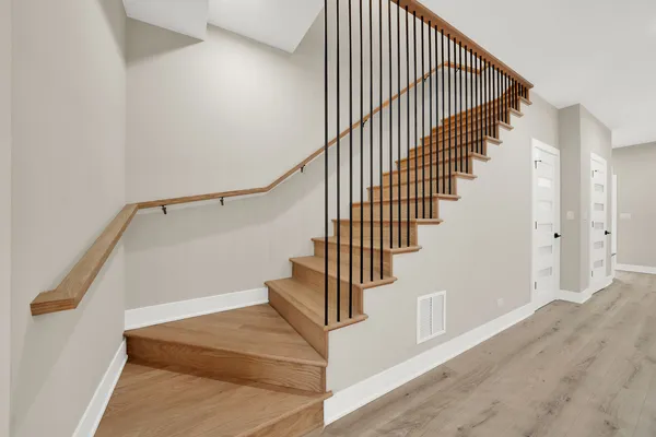 $4,300 | 5901 West Erie Street, Chicago, IL 60644