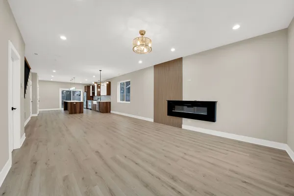 $4,300 | 5901 West Erie Street, Chicago, IL 60644