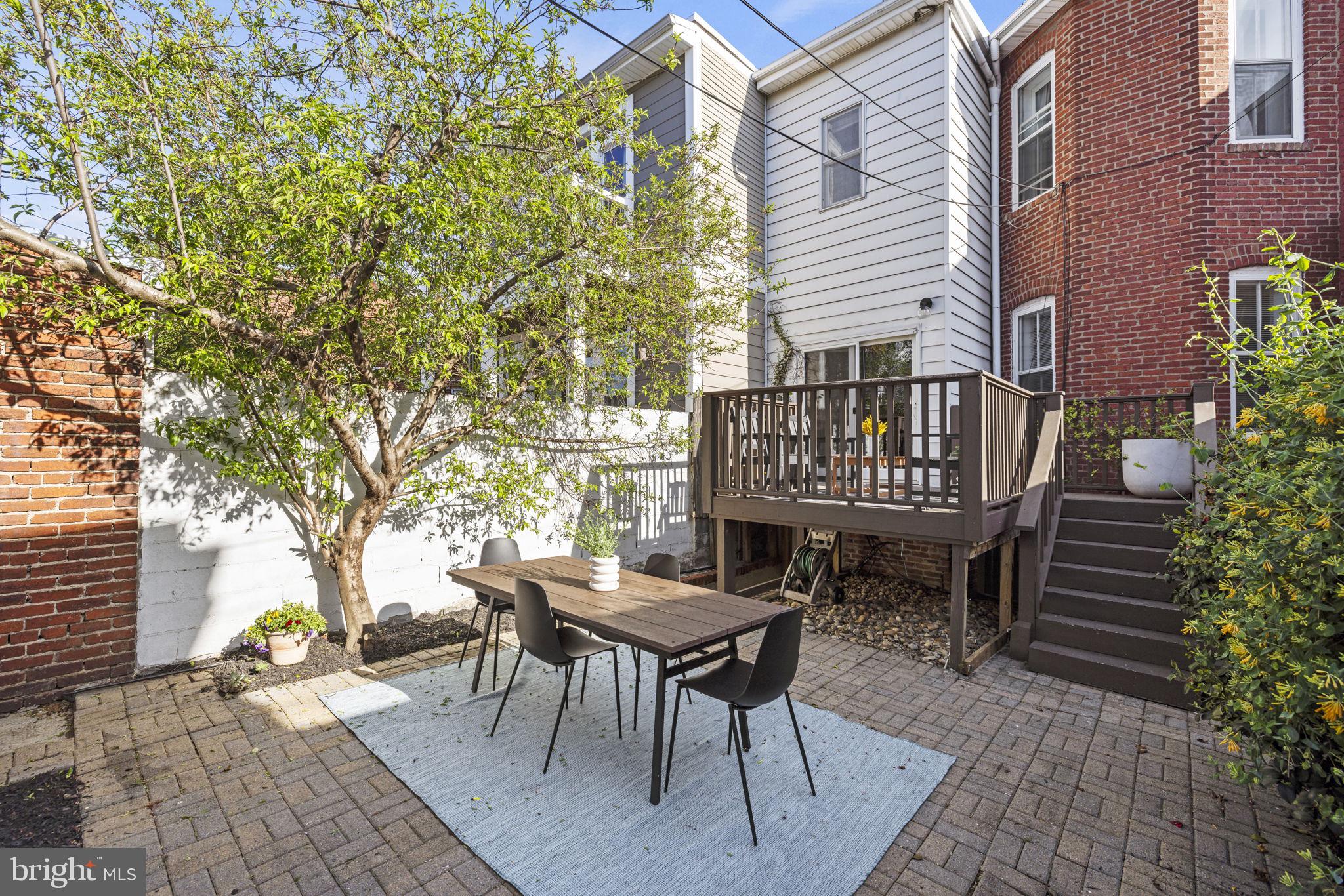 115 R Street Northwest Washington, DC 20001 - Photo 43 of 48 front view of a house with a bench