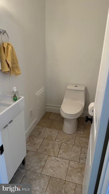 5313 Nutting Drive Springfield, VA 22151 - Photo 5 of 19