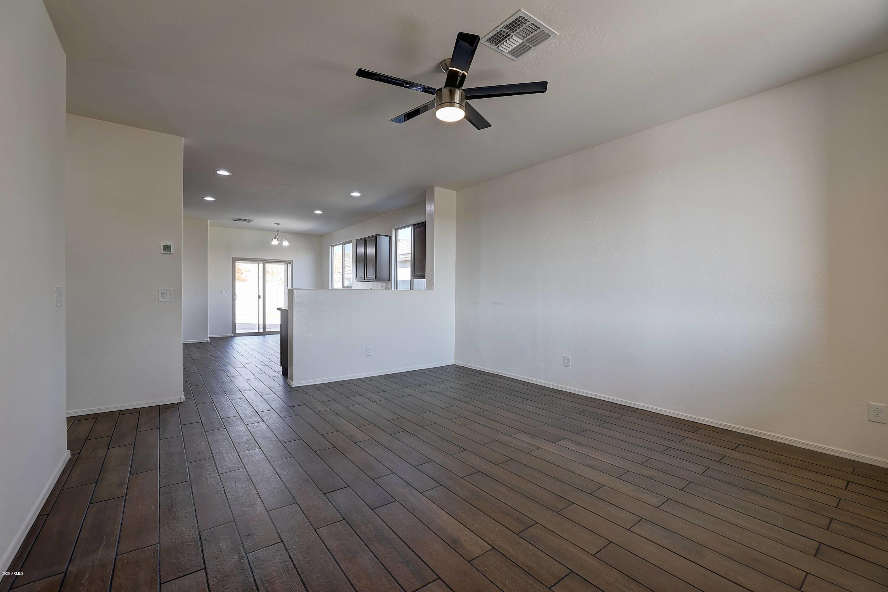 11656 West Redfield Road El Mirage, AZ 85335 - Photo 4 of 20 LIVING ROOM