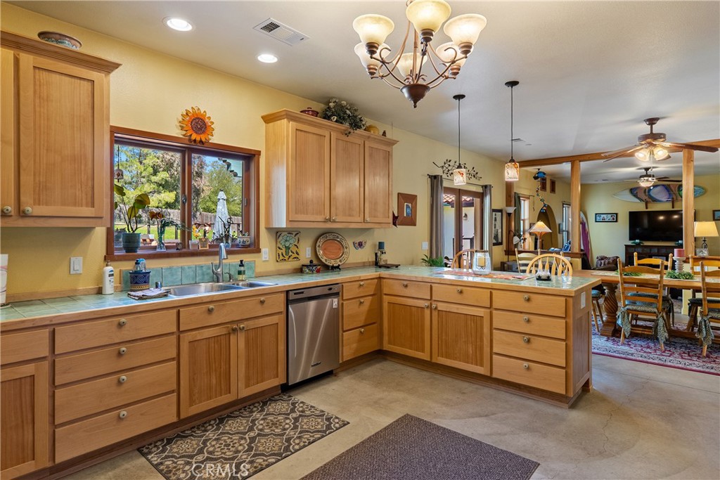325 Conover Lane Templeton, CA 93465 - Photo 11 of 46