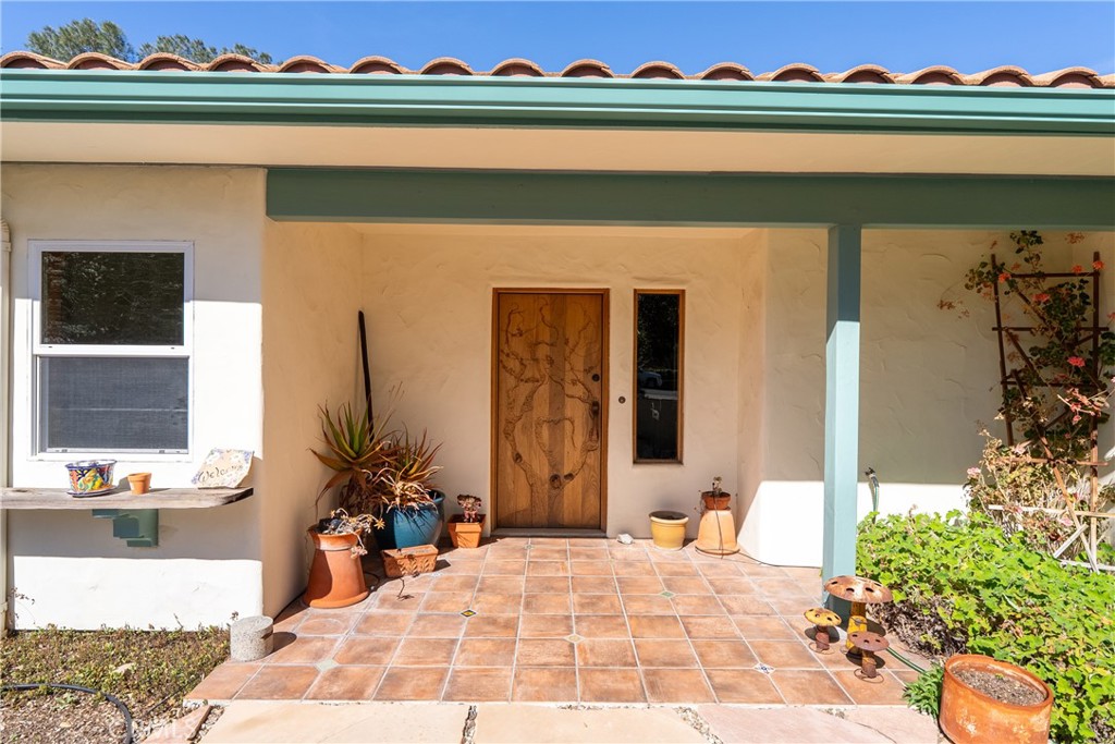 325 Conover Lane Templeton, CA 93465 - Photo 5 of 46