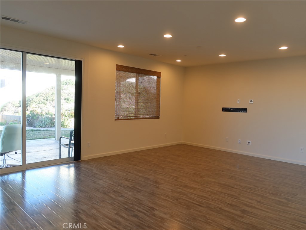 9498 Azusa Court Riverside, CA 92508 - Photo 9 of 27