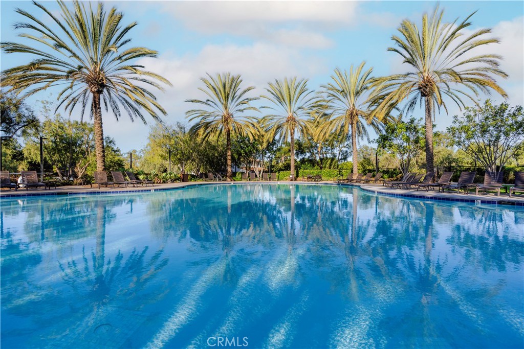 41 Ethereal Ladera Ranch, CA 92694 - Photo 30 of 35 a view of outdoor space with trees