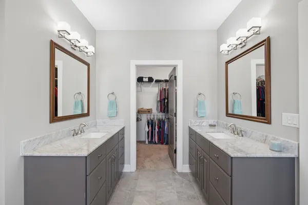 $750,000 | 15919 Burr Oak Road, Plano, IL 60545