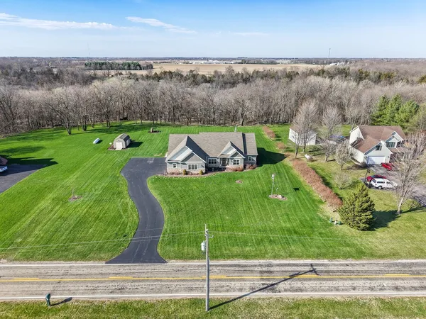 $750,000 | 15919 Burr Oak Road, Plano, IL 60545