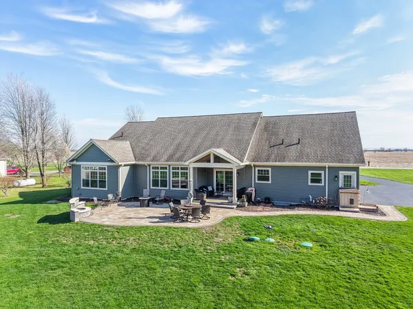 $750,000 | 15919 Burr Oak Road, Plano, IL 60545