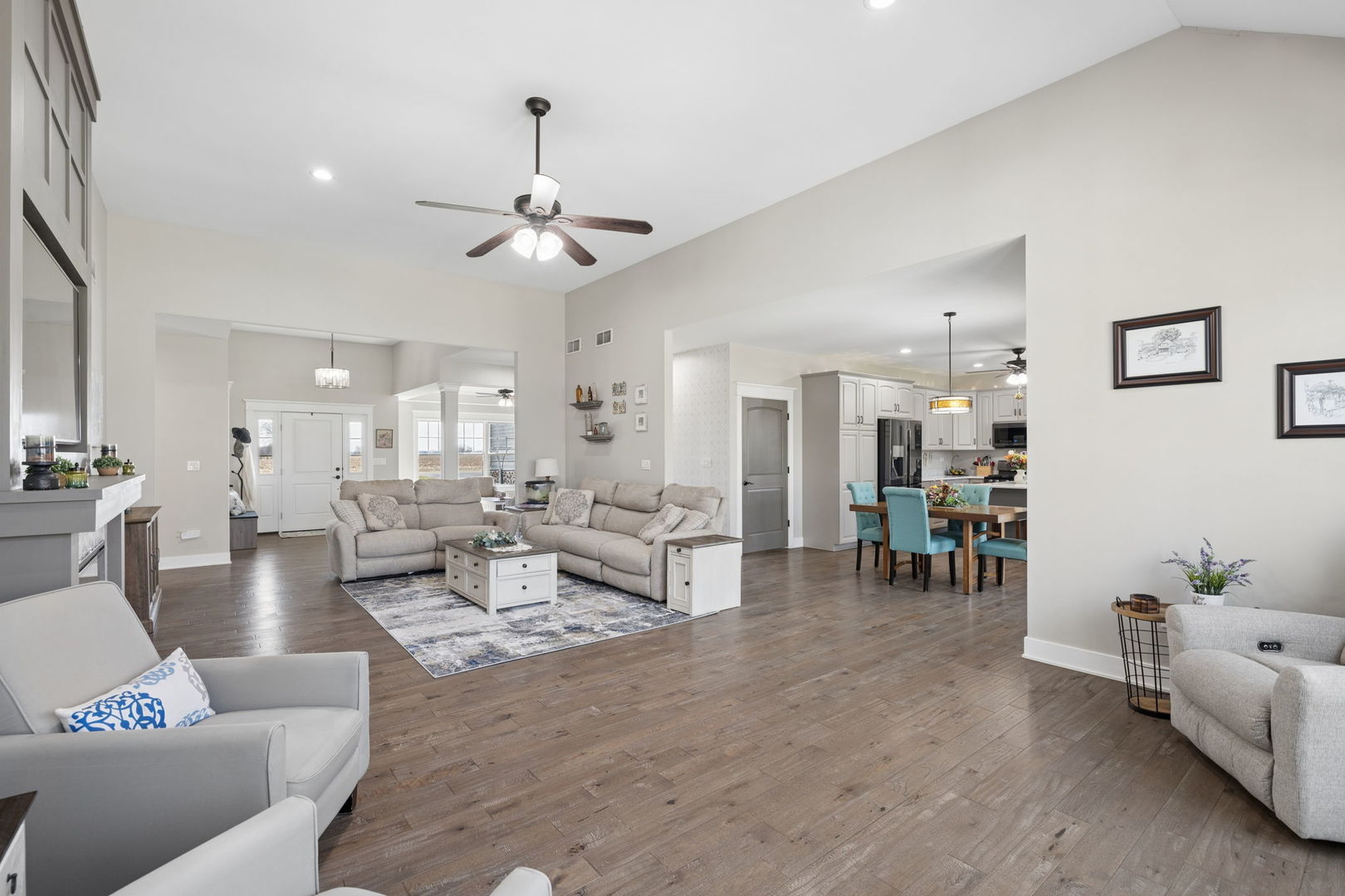 15919 Burr Oak Road Plano, IL 60545 - Photo 8 of 36