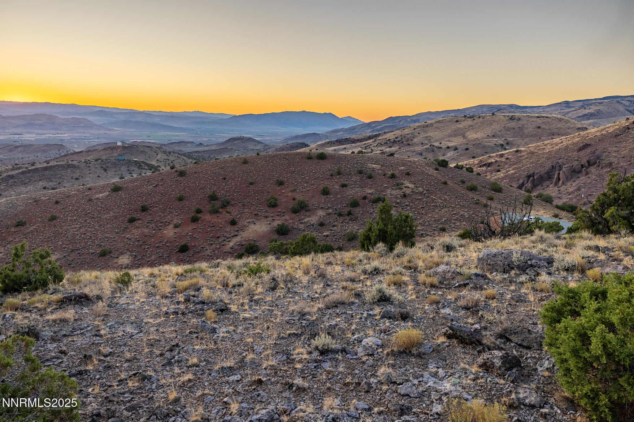 1955 Piute Creek Road, Unit 25 Reno, NV 89510 - Photo 11 of 14 a view of a mountain in the distance