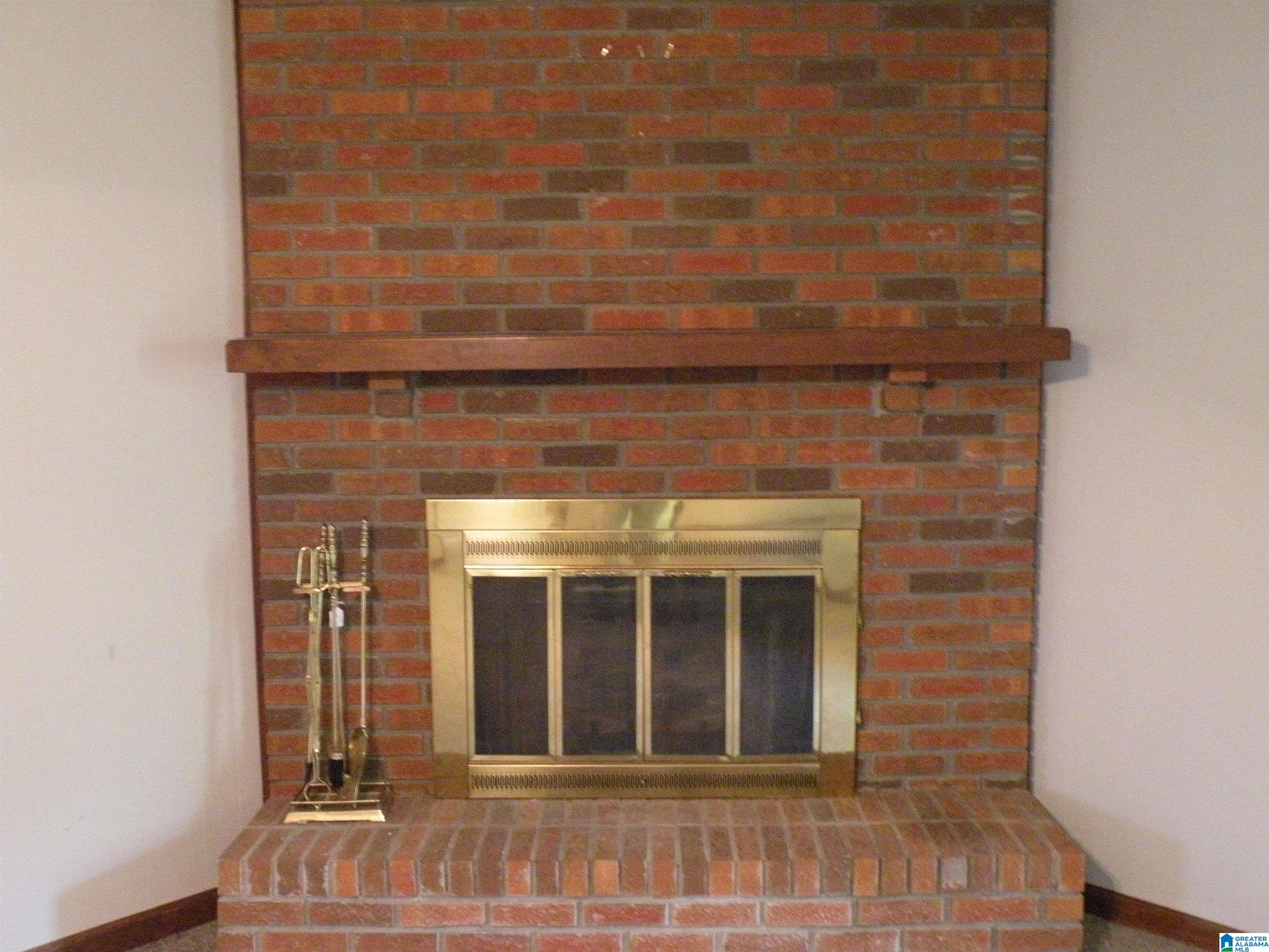 34 Forest Glen Road Sylacauga, AL 35150 - Photo 7 of 32