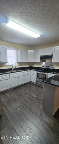 $850 | 178 Fairview Road, Crossville, TN 38571