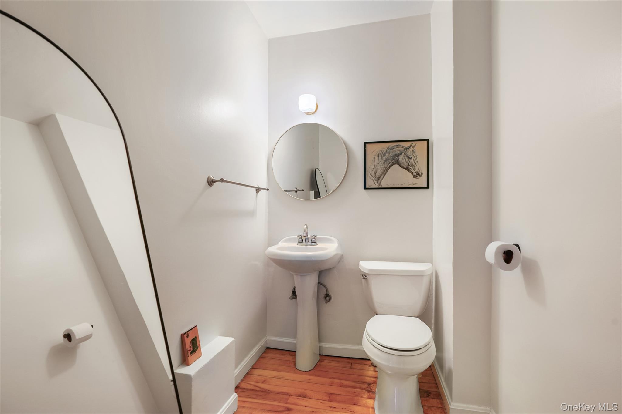 101 Hustis Road Cold Spring, NY 10516 - Photo 14 of 40 Powder room on first floor