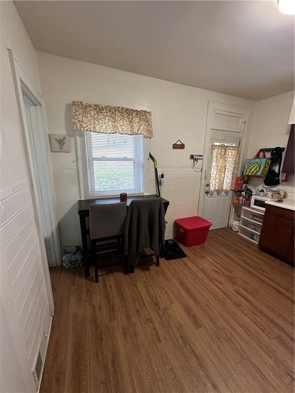 500 Woodward Avenue McKees Rocks, PA 15136 - Photo 26 of 34 a living room with furniture and a flat screen tv
