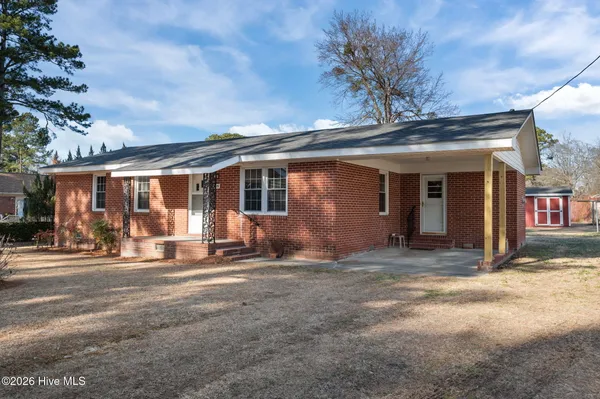 $142,500 | 305 East Eason Street, Macclesfield, NC 27852