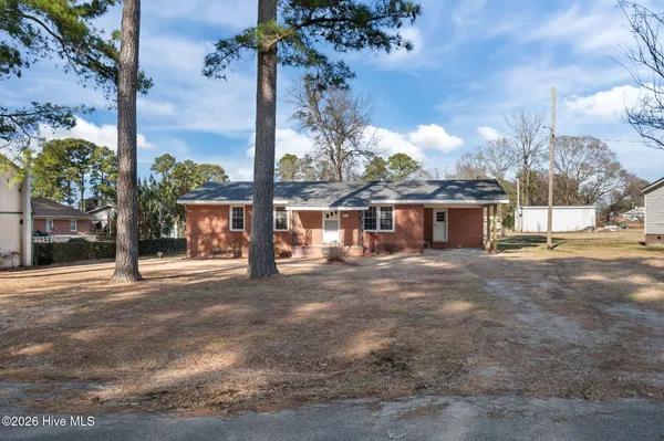 $142,500 | 305 East Eason Street, Macclesfield, NC 27852