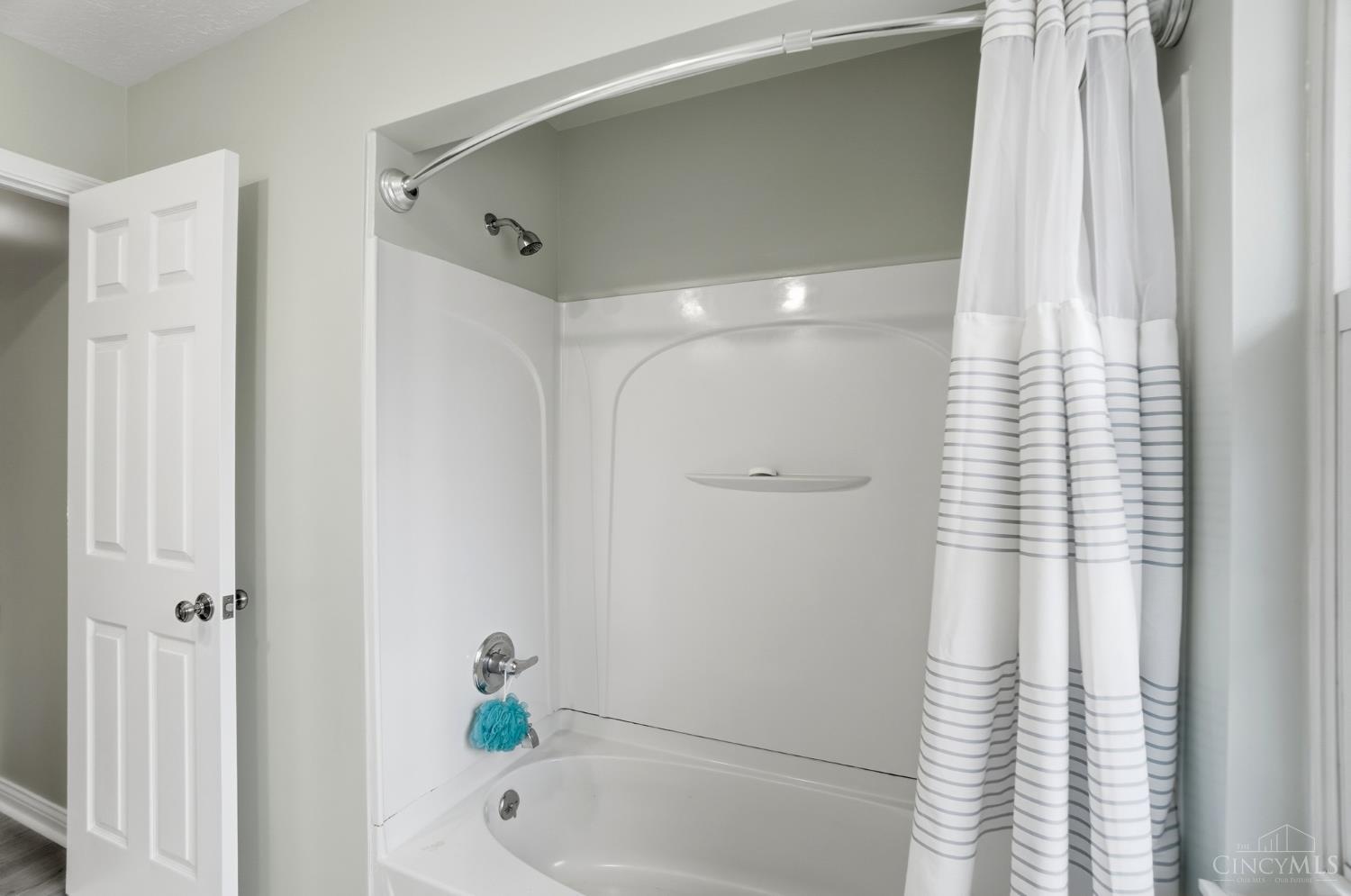 5285 Yeatman Road Cincinnati, OH 45252 - Photo 42 of 72