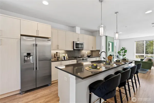 $3,595 | 17905 35th Avenue Southeast, Unit A1, Bothell, WA 98012