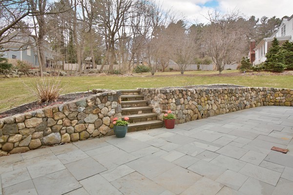 4 Worthen Road Winchester, MA 01890 - Photo 12 of 30