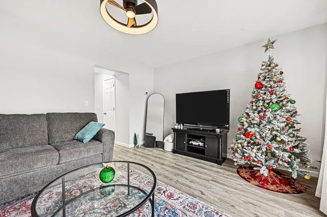 $199,000 | 3407 Kenbrooke Court, Kalamazoo, MI 49006