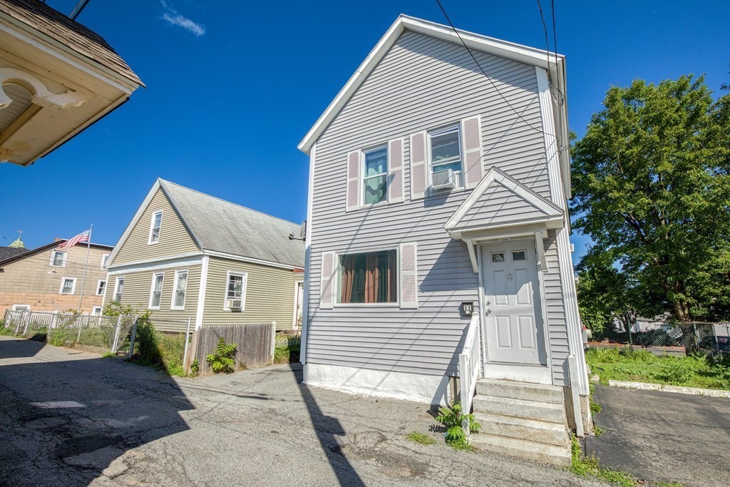11 Cottage Street Lowell, MA 01852 - Photo 22 of 23