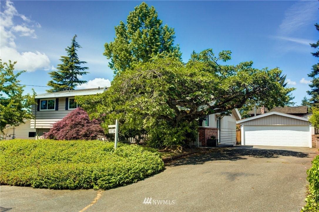 11238 Southeast 182nd Street Renton, WA 98055 - Photo 1 of 23