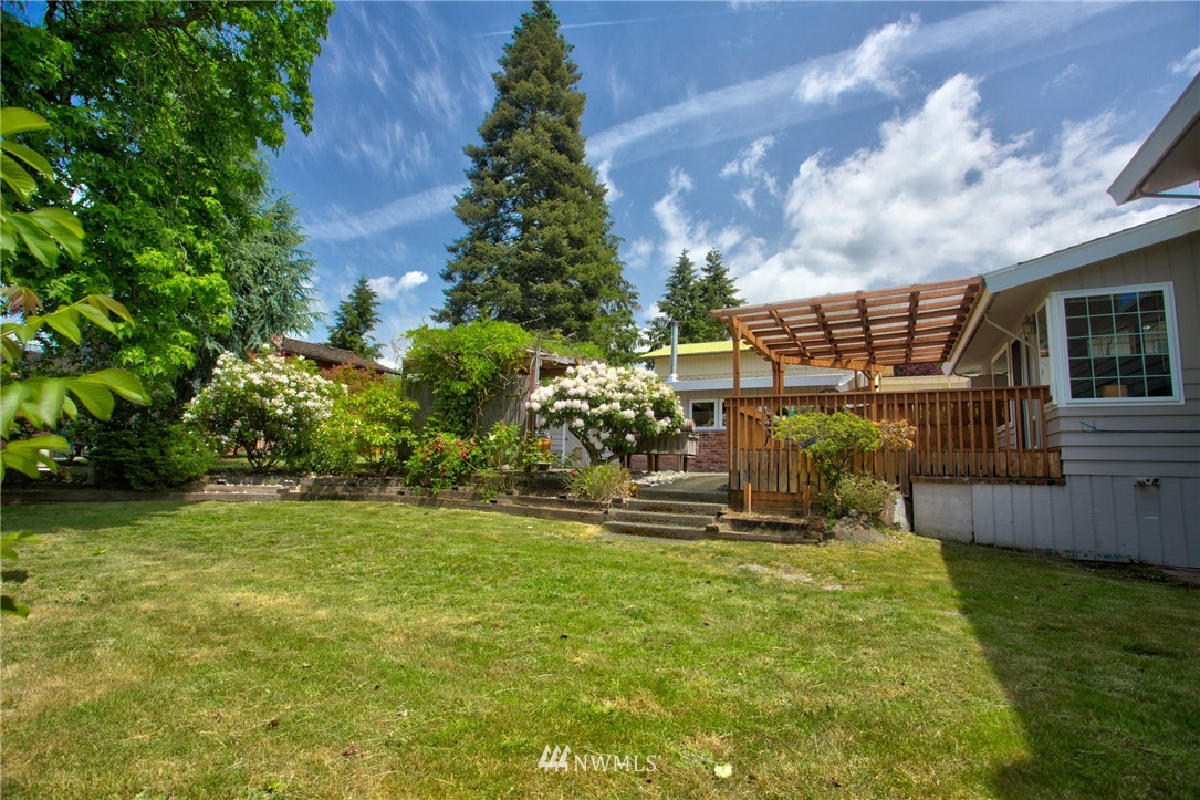 11238 Southeast 182nd Street Renton, WA 98055 - Photo 17 of 23
