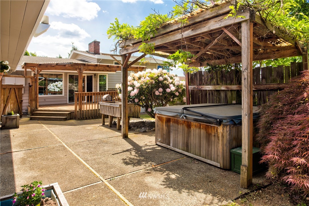 11238 Southeast 182nd Street Renton, WA 98055 - Photo 19 of 23