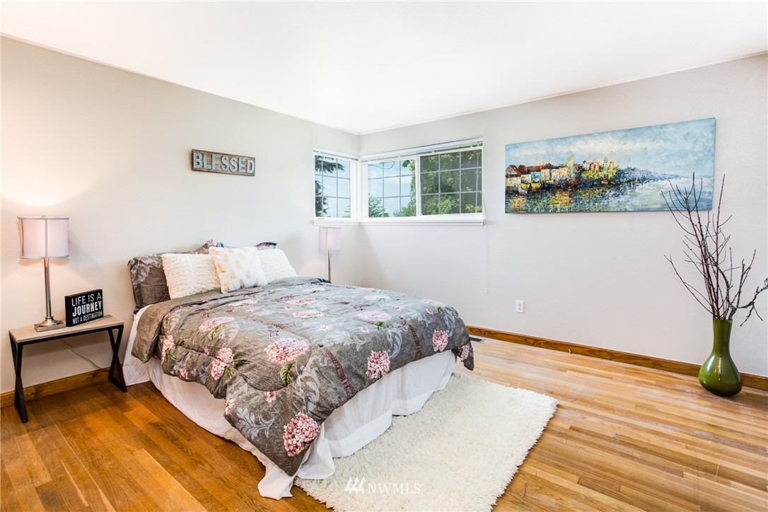 11238 Southeast 182nd Street Renton, WA 98055 - Photo 9 of 23