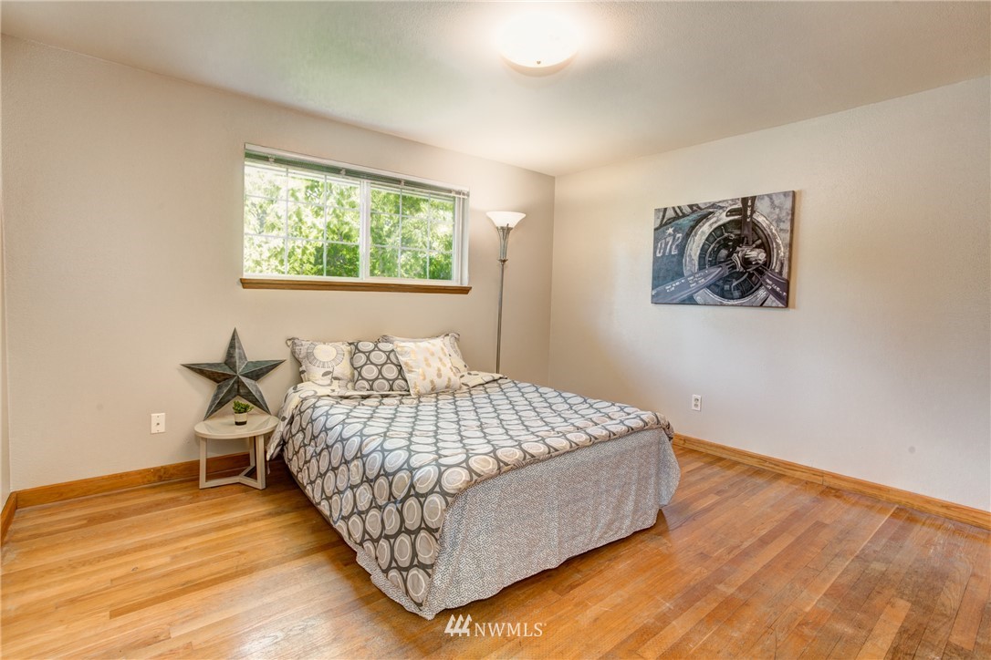 11238 Southeast 182nd Street Renton, WA 98055 - Photo 10 of 23