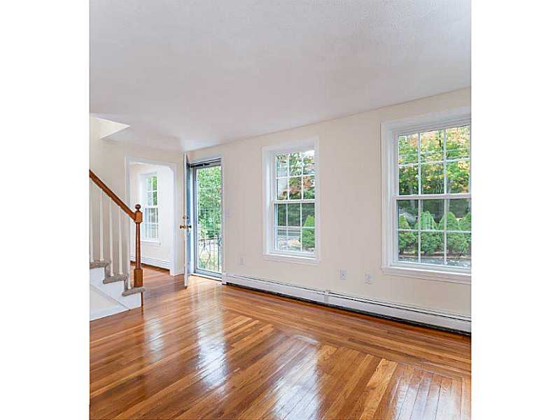 236 Sowams Road Barrington, RI 02806 - Photo 13 of 25 Living Room.