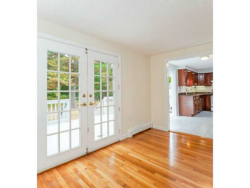 236 Sowams Road Barrington, RI 02806 - Photo 14 of 25 Den/Family/Great Room.