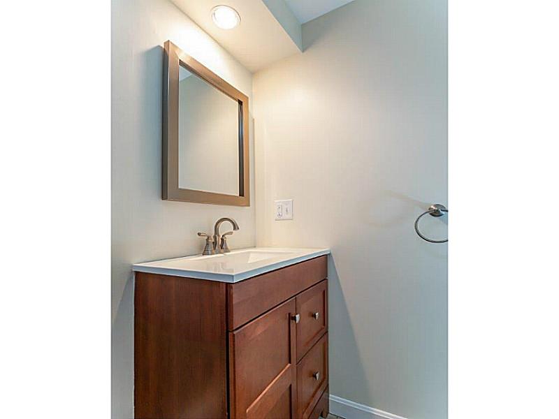 236 Sowams Road Barrington, RI 02806 - Photo 15 of 25 Bathroom.