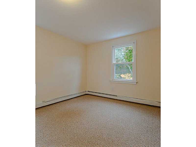 236 Sowams Road Barrington, RI 02806 - Photo 21 of 25 Bedroom.