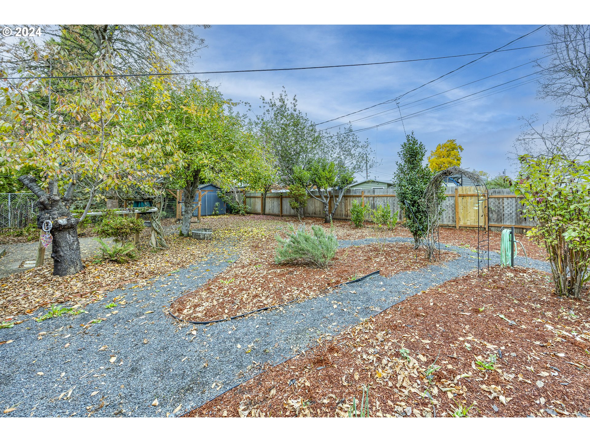 1565 Norkenzie Road Eugene, OR 97401 - Photo 42 of 43 Gallery Image 42