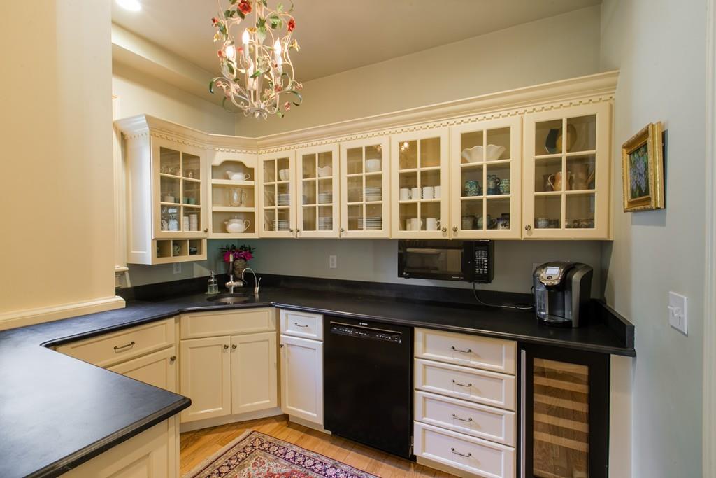 311 Simon Willard Road Concord, MA 01742 - Photo 10 of 29