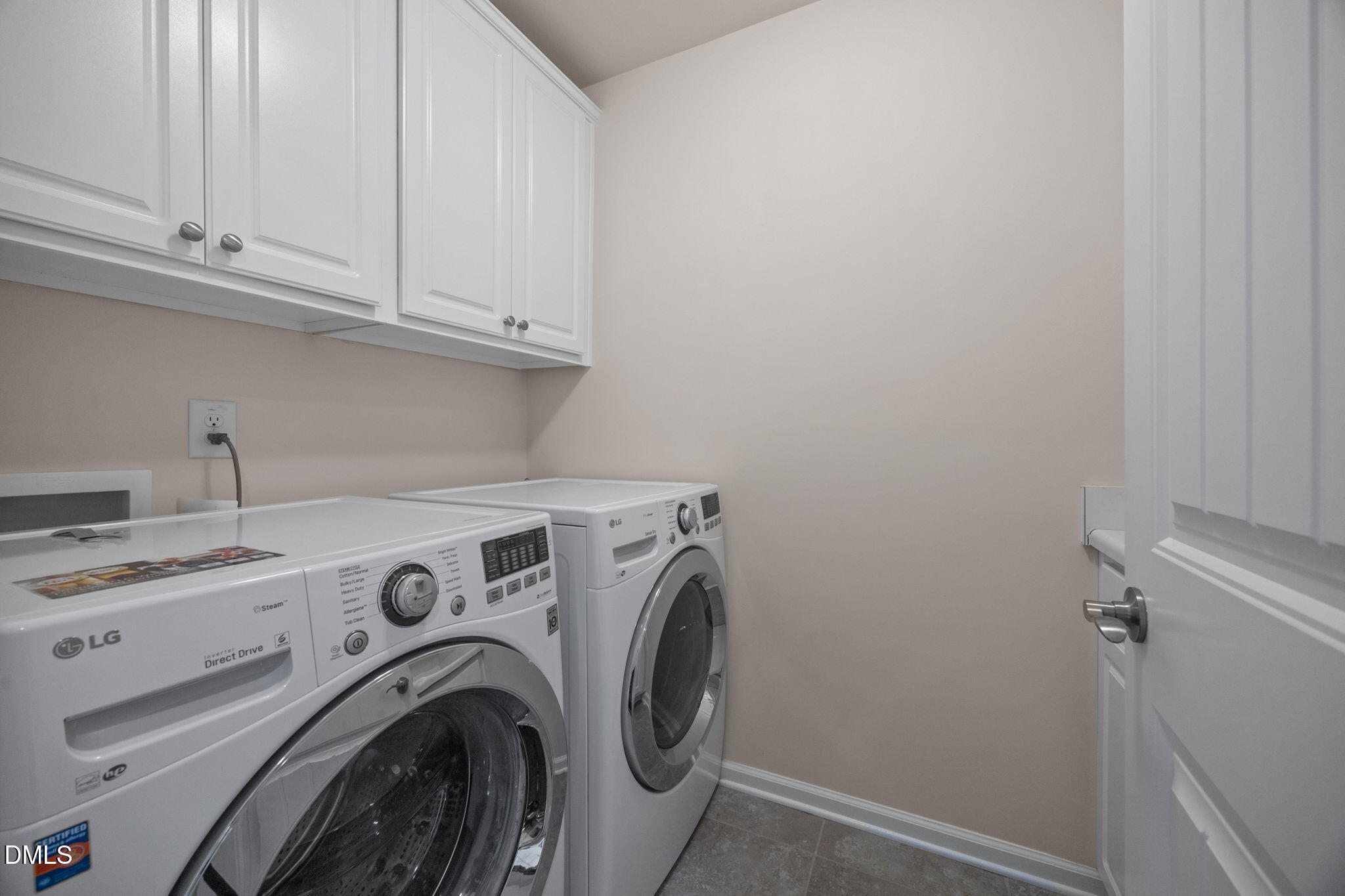 2048 Crampton Grove Way Cary, NC 27519 - Photo 28 of 50 a utility room with dryer and washer