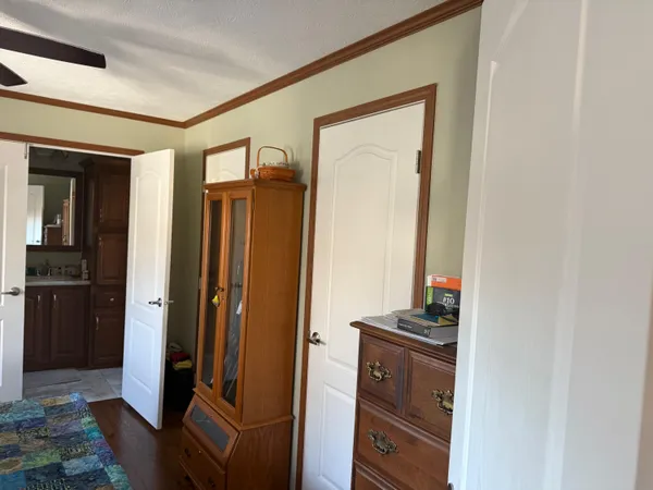 $260,000 | 269 East Side Drive, Verona Island, ME 04416